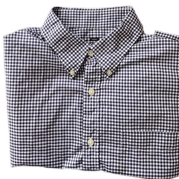 Club Monaco Classic fit, XL. 100% cotton. Long sleeves. Check plaid. Like new! - Picture 1 of 7